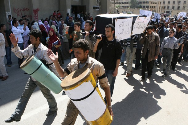 ملف:إحتدام الثورة (78).jpg