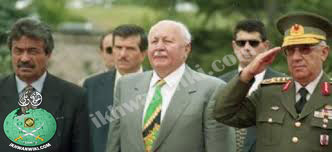 نجم-الدين-اربكان.10.jpg