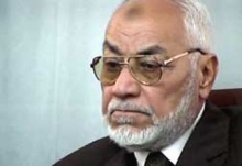 عاكف يدعو الشعوب العربية لفك الحصار.jpg