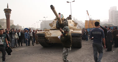 ملف:الجيش المصـــــرى صــانــع الـفــــرح.jpg