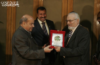 ملف:بديع والعمال 5..jpg