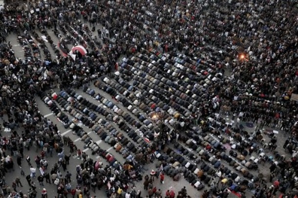 ملف:إحتدام الثورة (190).jpg