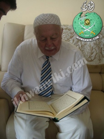 نجم-الدين-اربكان.3.jpg