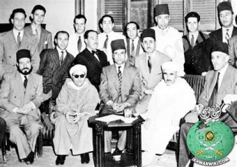البنا-وبورقيبة-والخطابي-في-افتتاح-مقر-لجنة-المغرب-العربي-في-القاهرة-سنة-1947.jpg