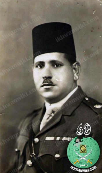 ملف:صورة-للواء-احمد-علي-المواوي-وهو-برتبه-صاغ-اى-رائد.jpg