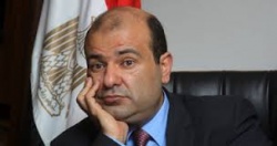 الوزير الانقلابي خالد حنفي.jpg