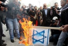 اردنيون يحرقون العالم الصهيونى.jpg