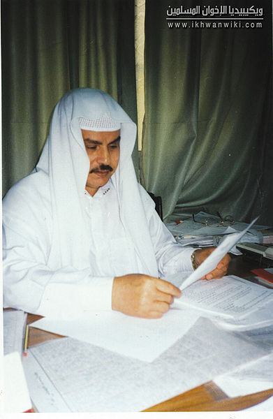 ملف:محمود-حامد-أثناء-سفره-لدول-الخليج.jpg